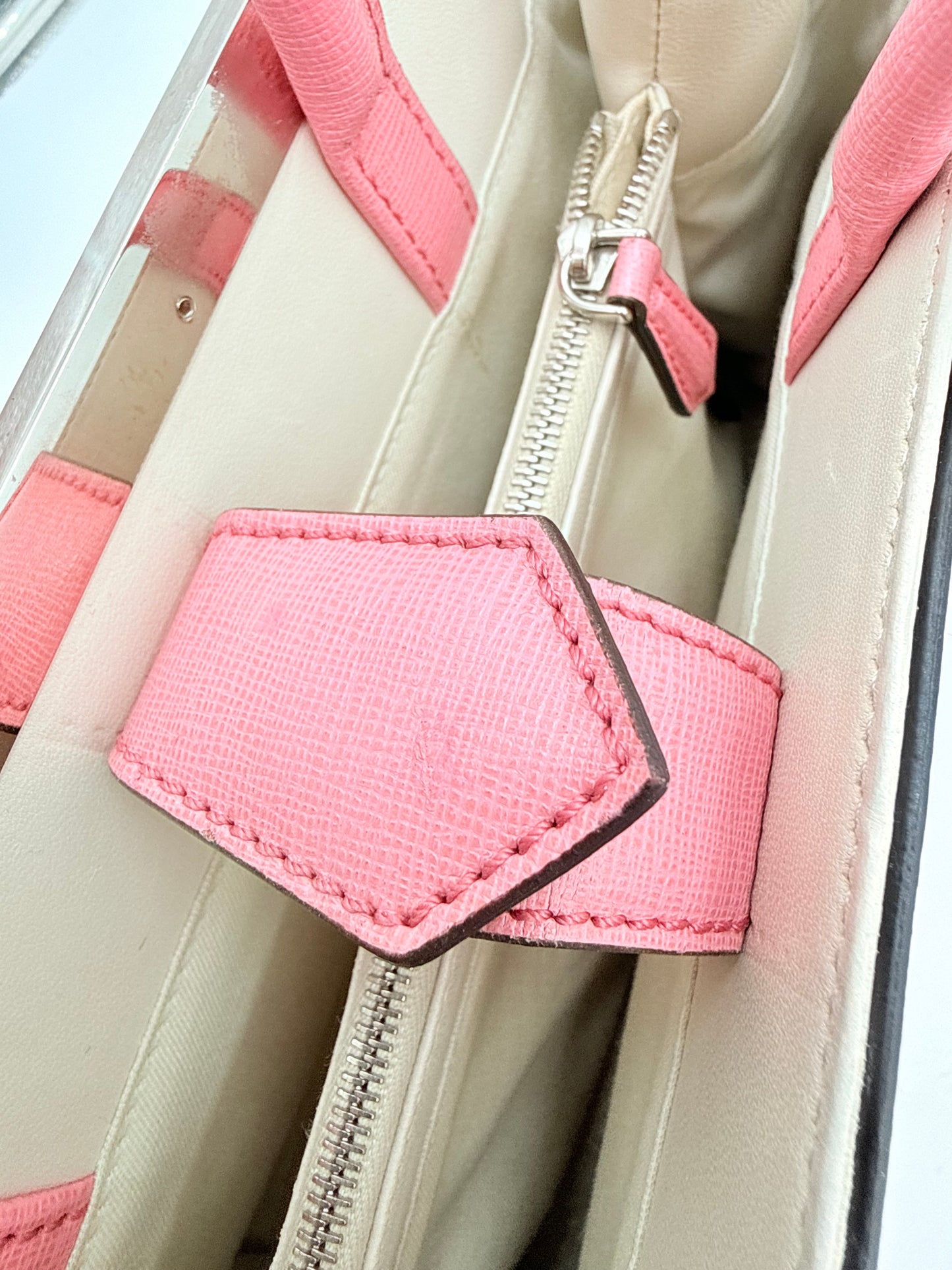 Handbag Luxury Designer By Fendi In Pink, Size:Medium