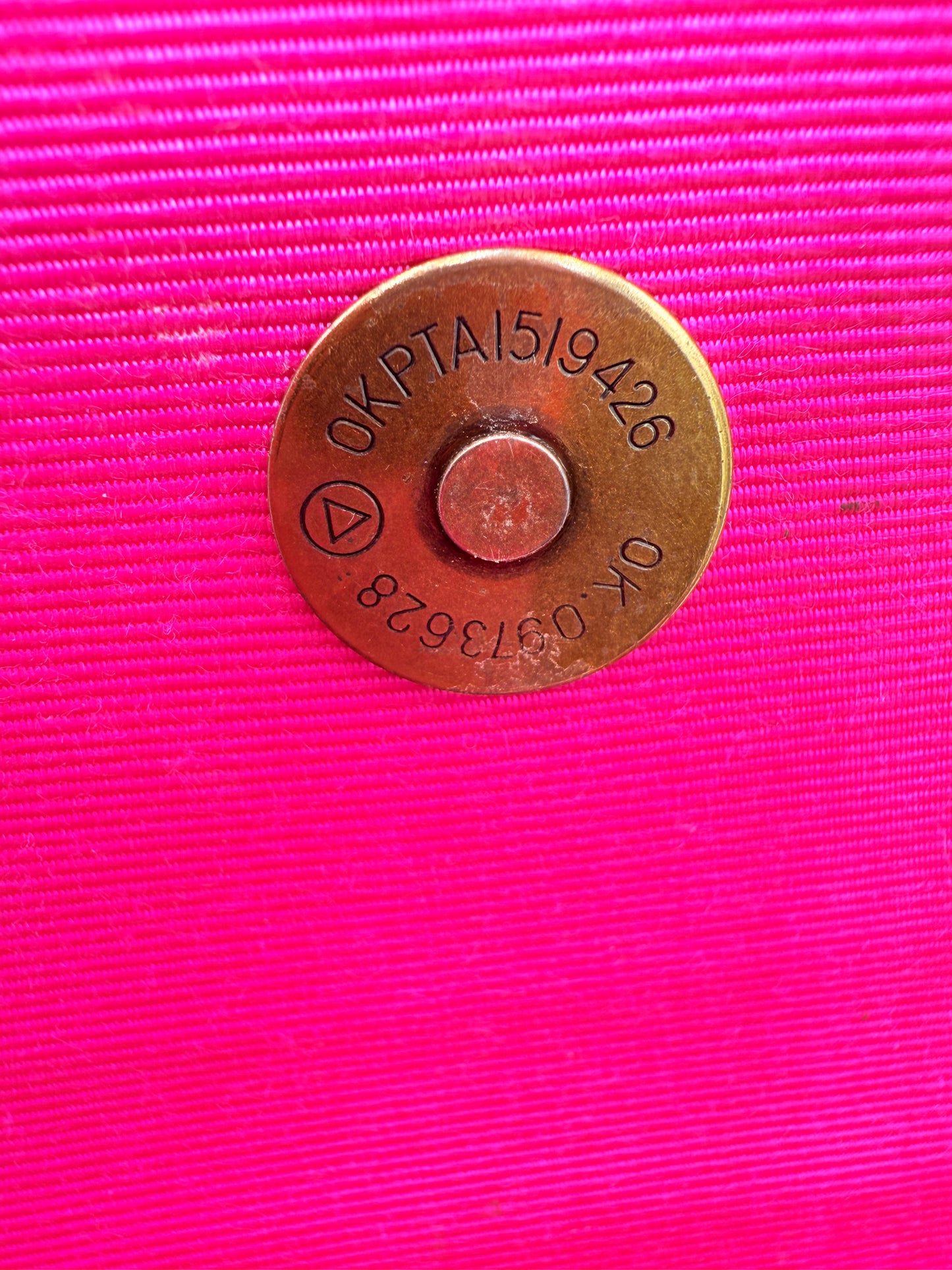 Crossbody Designer By Kurt Geiger, Size: Small