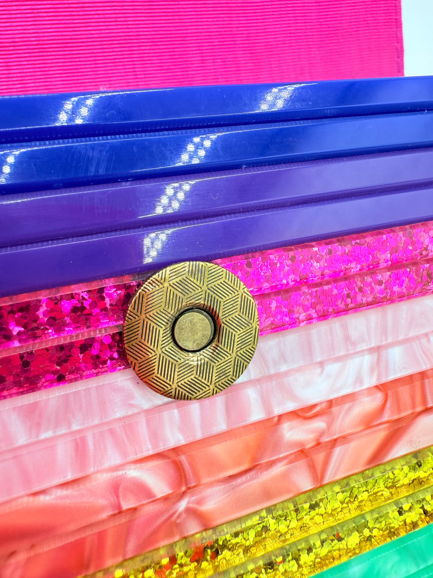 Crossbody Designer By Kurt Geiger, Size: Small