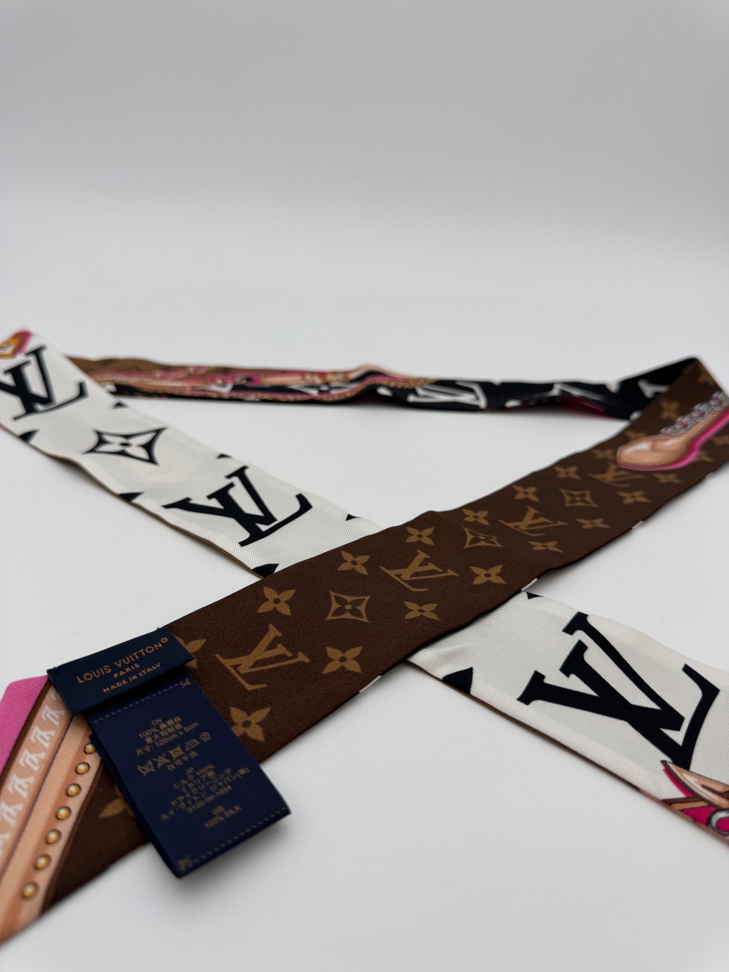 Scarf Luxury Designer By Louis Vuitton In Multi