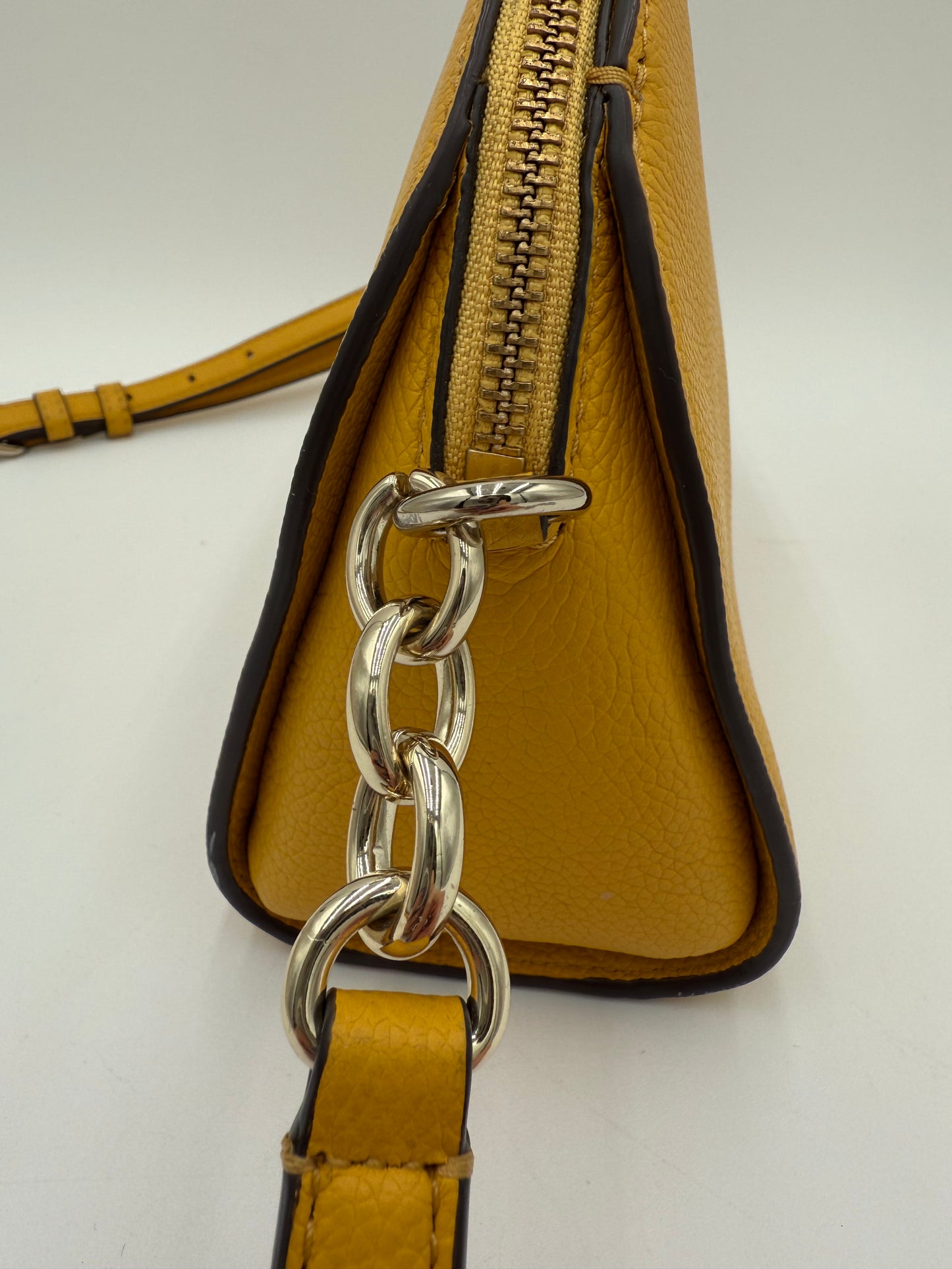 Crossbody Designer By Kate Spade, Size: Medium