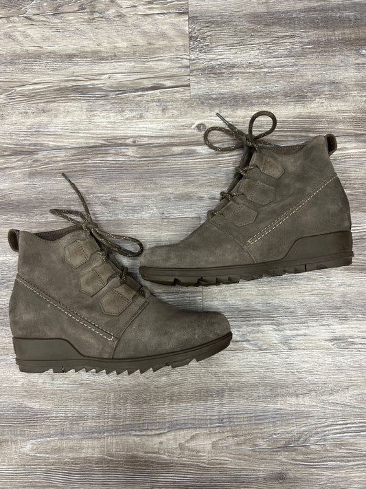 Boots Combat By Sorel Size: 9.5